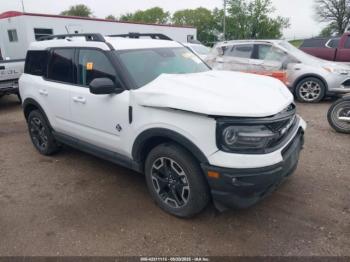  Salvage Ford Bronco
