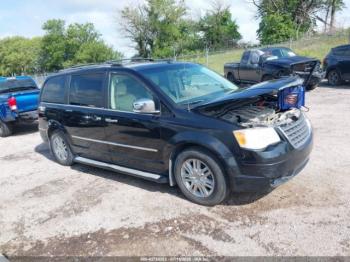  Salvage Chrysler Town & Country