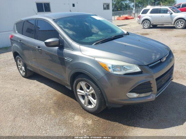  Salvage Ford Escape