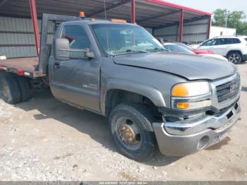  Salvage General Motors Sierra 3500 Chassis