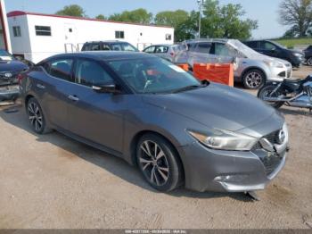  Salvage Nissan Maxima