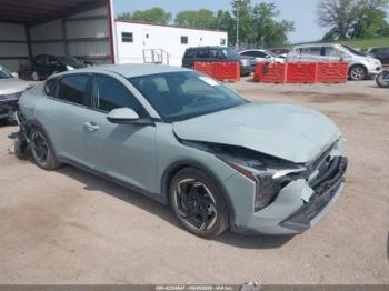  Salvage Kia K4