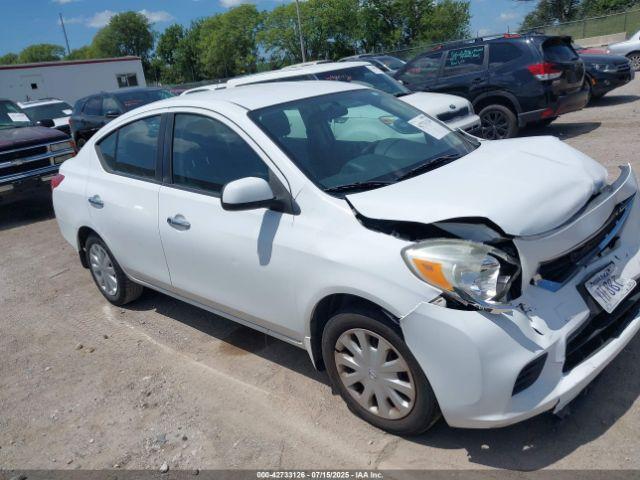  Salvage Nissan Versa