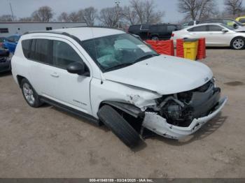  Salvage Jeep Compass
