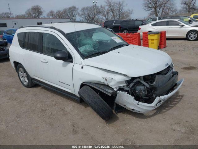  Salvage Jeep Compass