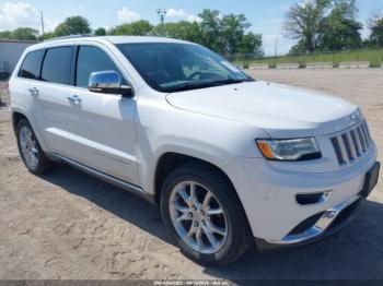  Salvage Jeep Grand Cherokee