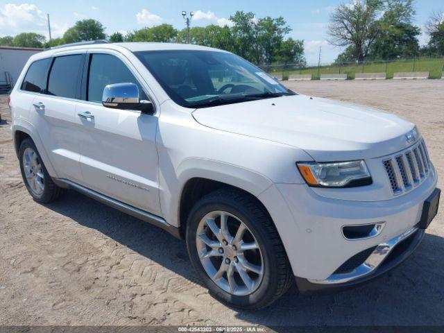  Salvage Jeep Grand Cherokee