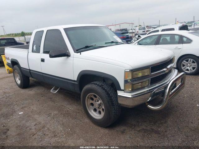  Salvage Chevrolet Gmt