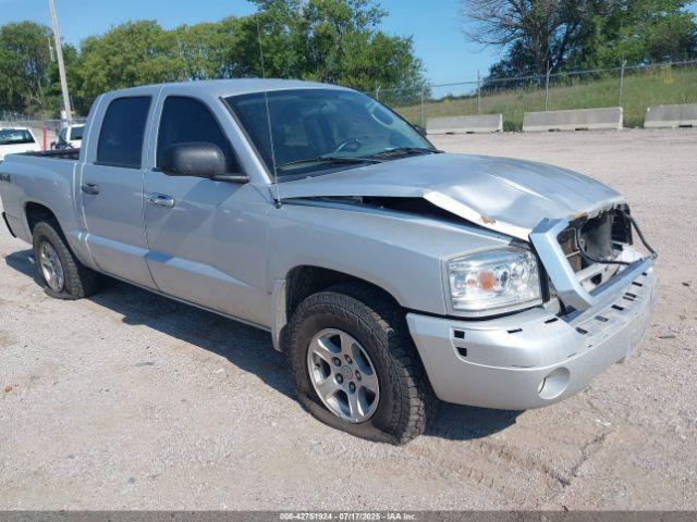  Salvage Dodge Dakota