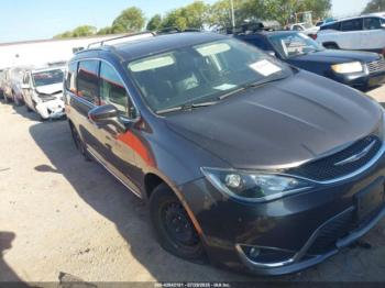  Salvage Chrysler Pacifica