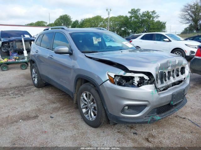 Salvage Jeep Cherokee