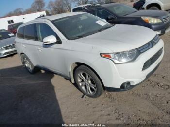  Salvage Mitsubishi Outlander