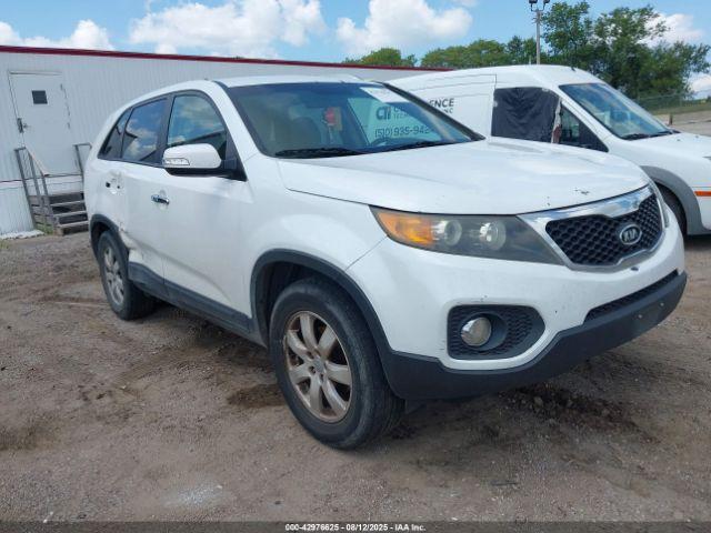  Salvage Kia Sorento