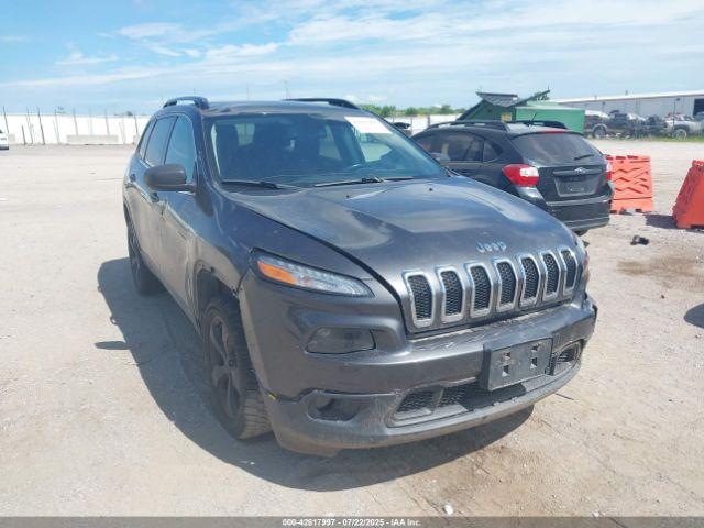  Salvage Jeep Cherokee