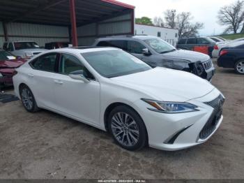  Salvage Lexus Es