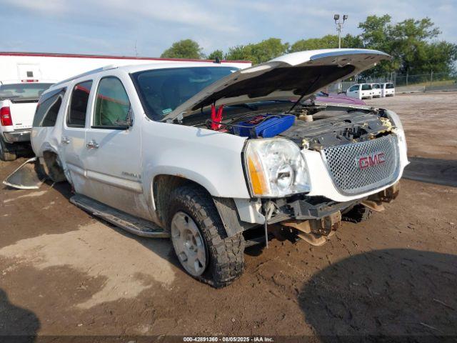  Salvage GMC Yukon