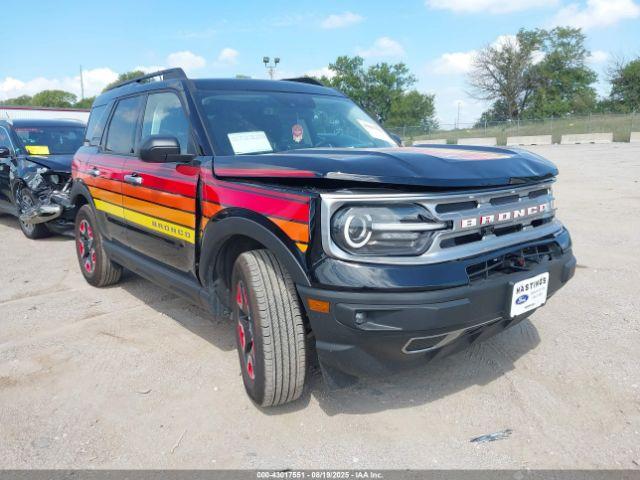  Salvage Ford Bronco