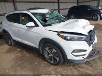  Salvage Hyundai TUCSON