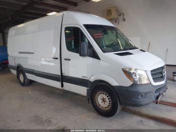  Salvage Mercedes-Benz Sprinter 2500