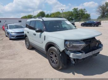  Salvage Ford Bronco