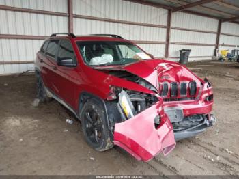  Salvage Jeep Cherokee