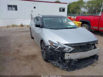  Salvage Nissan Maxima