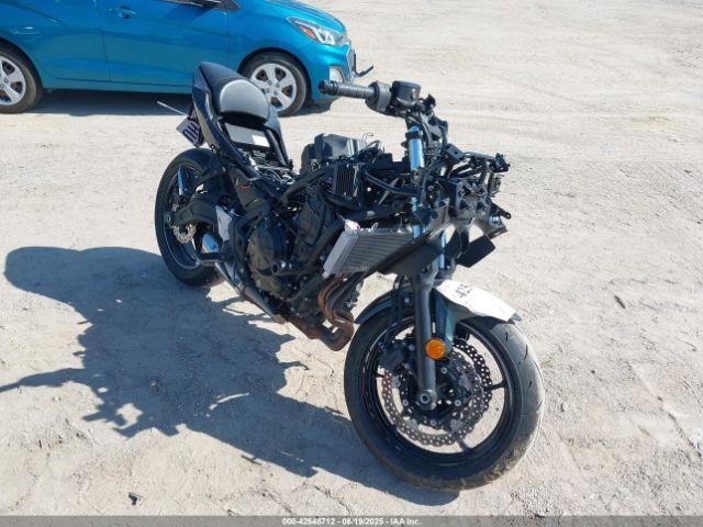  Salvage Kawasaki Ex650