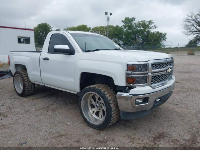  Salvage Chevrolet Silverado 1500