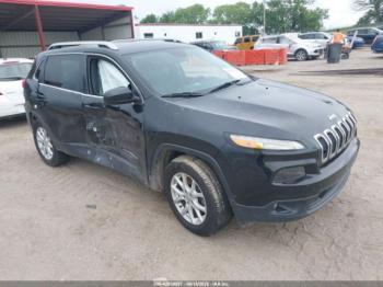  Salvage Jeep Cherokee