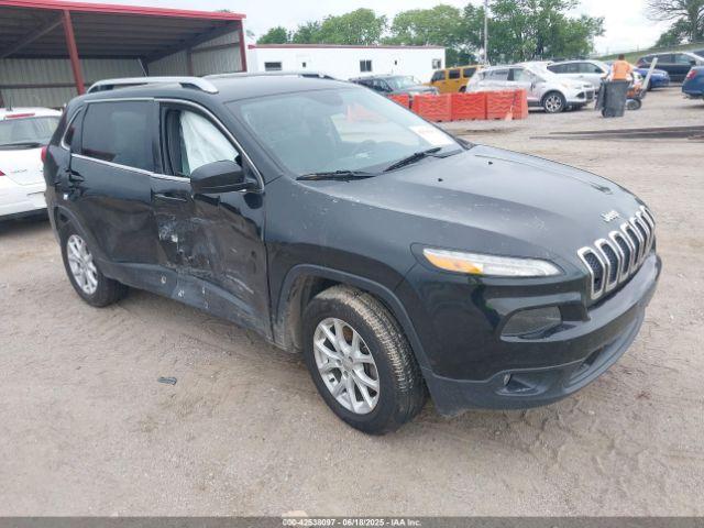  Salvage Jeep Cherokee