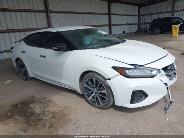  Salvage Nissan Maxima