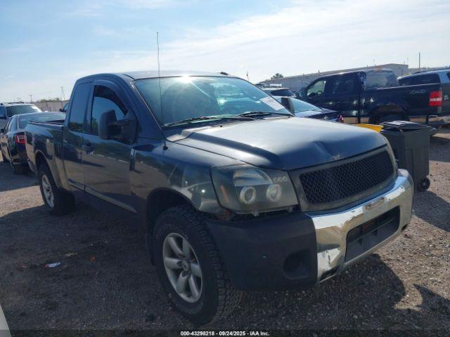  Salvage Nissan Titan