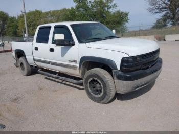  Salvage Chevrolet Silverado 2500