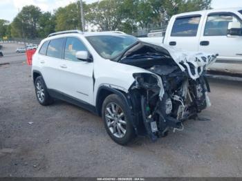  Salvage Jeep Cherokee