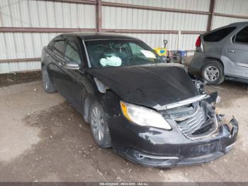  Salvage Chrysler 200