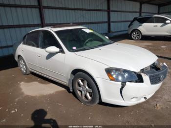  Salvage Nissan Altima