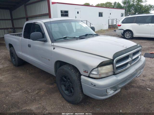  Salvage Dodge Dakota