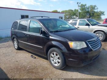  Salvage Chrysler Town & Country