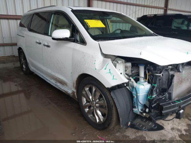  Salvage Kia Sedona