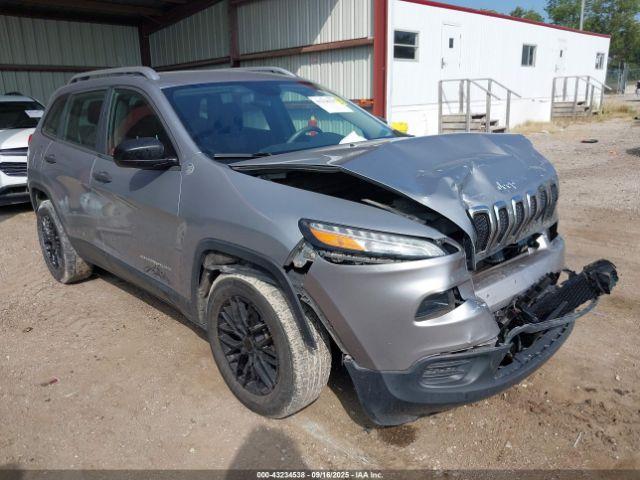  Salvage Jeep Cherokee