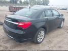 Chrysler 200 Touring Image 12