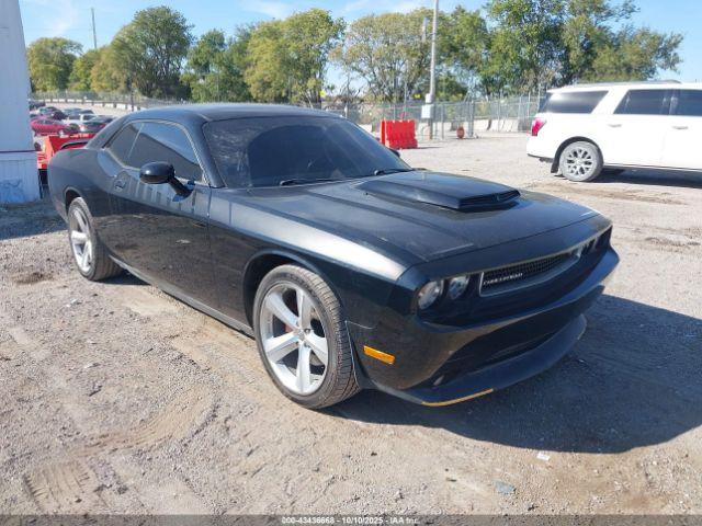  Salvage Dodge Challenger