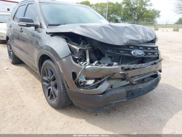  Salvage Ford Explorer