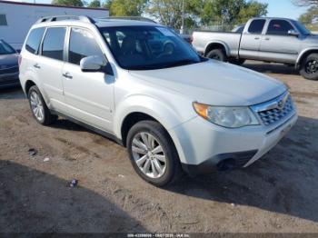  Salvage Subaru Forester