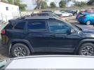 Jeep Cherokee Trailhawk 4x4 Image 4