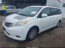 Toyota Sienna Xle V6 8 Passenger Image 17