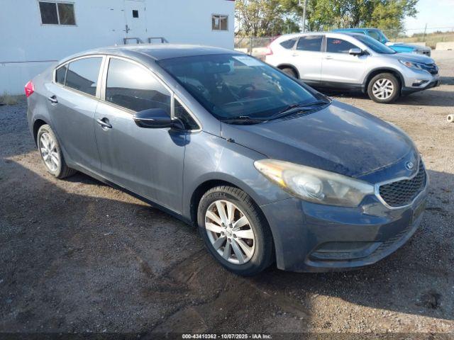  Salvage Kia Forte