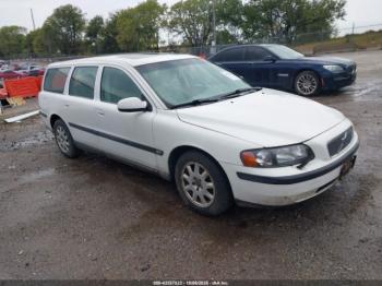  Salvage Volvo V70