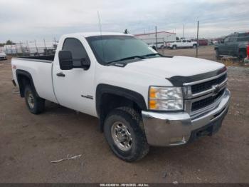  Salvage Chevrolet Silverado 2500
