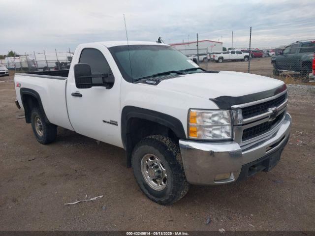  Salvage Chevrolet Silverado 2500